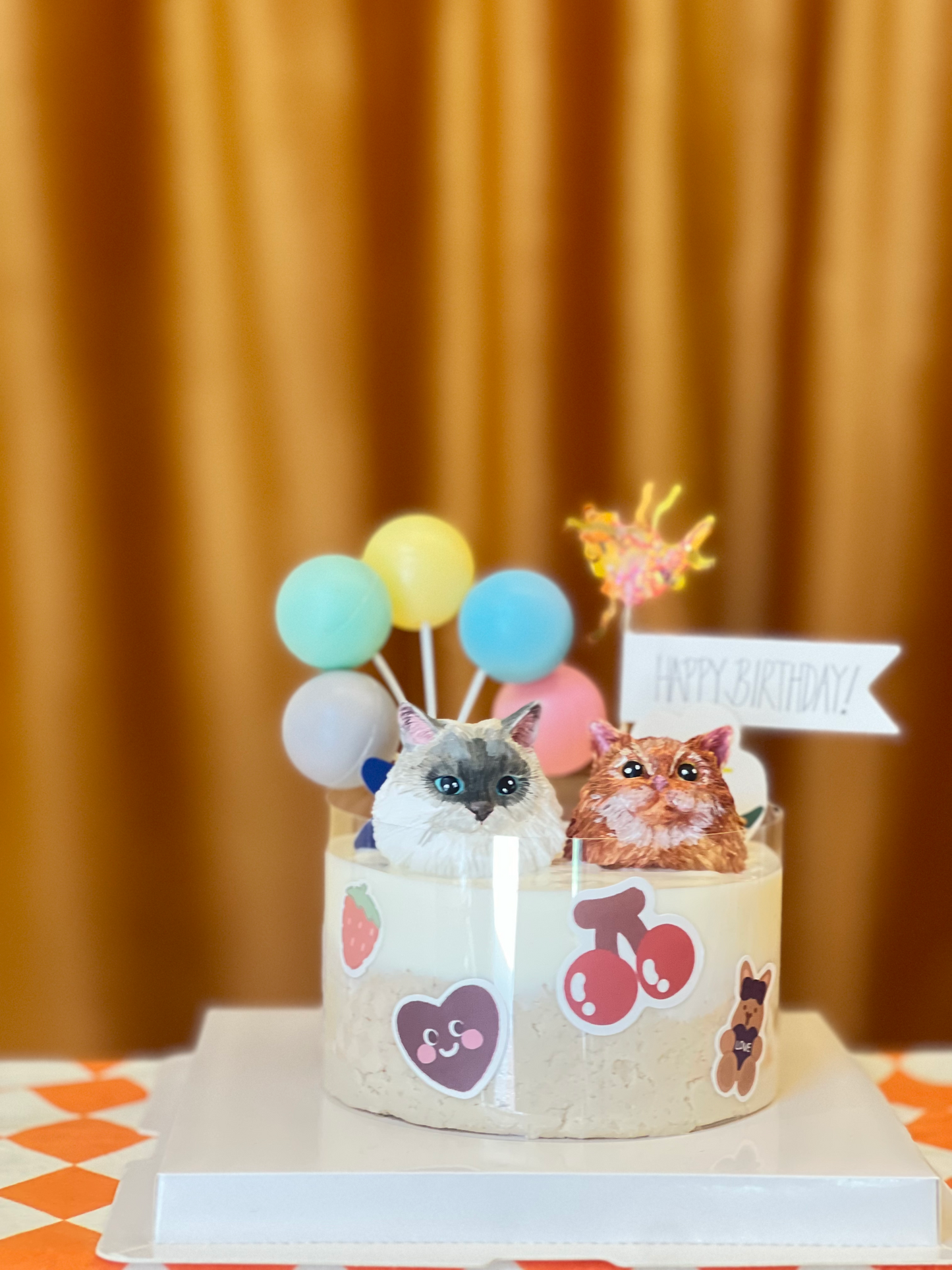 Monsterpet Lava pet cake