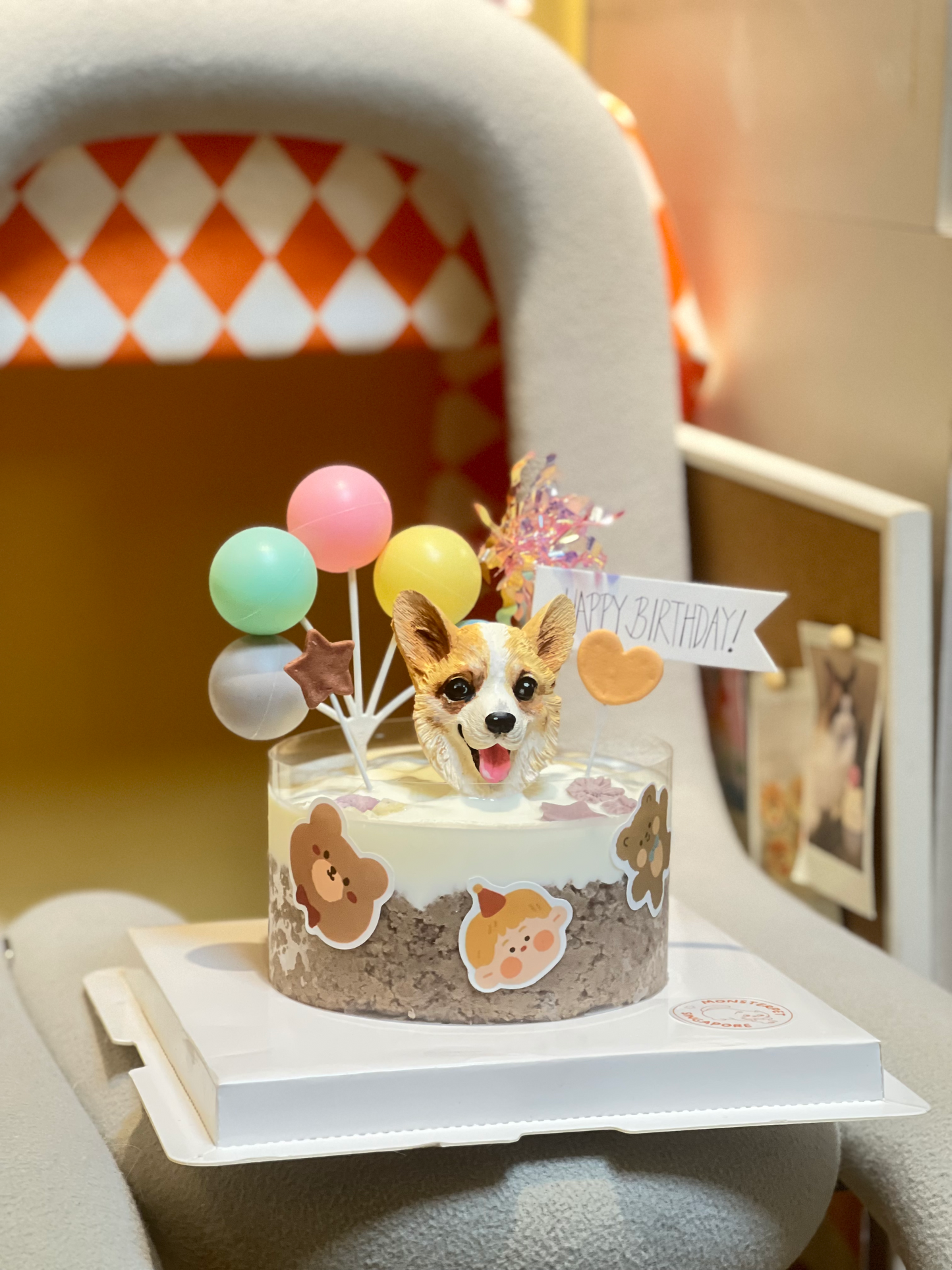 Monsterpet Lava pet cake