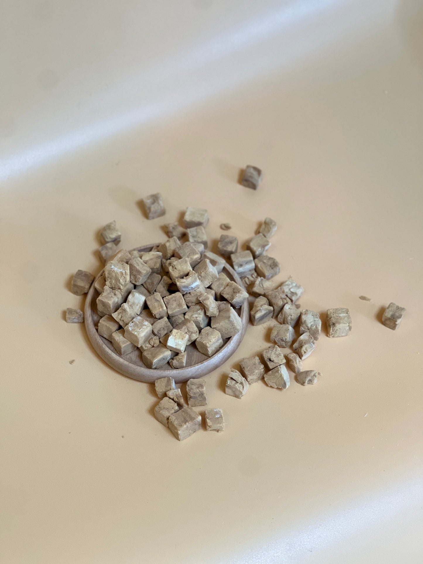 Freeze Dried Salmon Cube