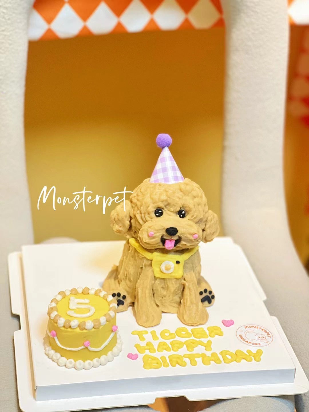 Monsterpet full body pet cake