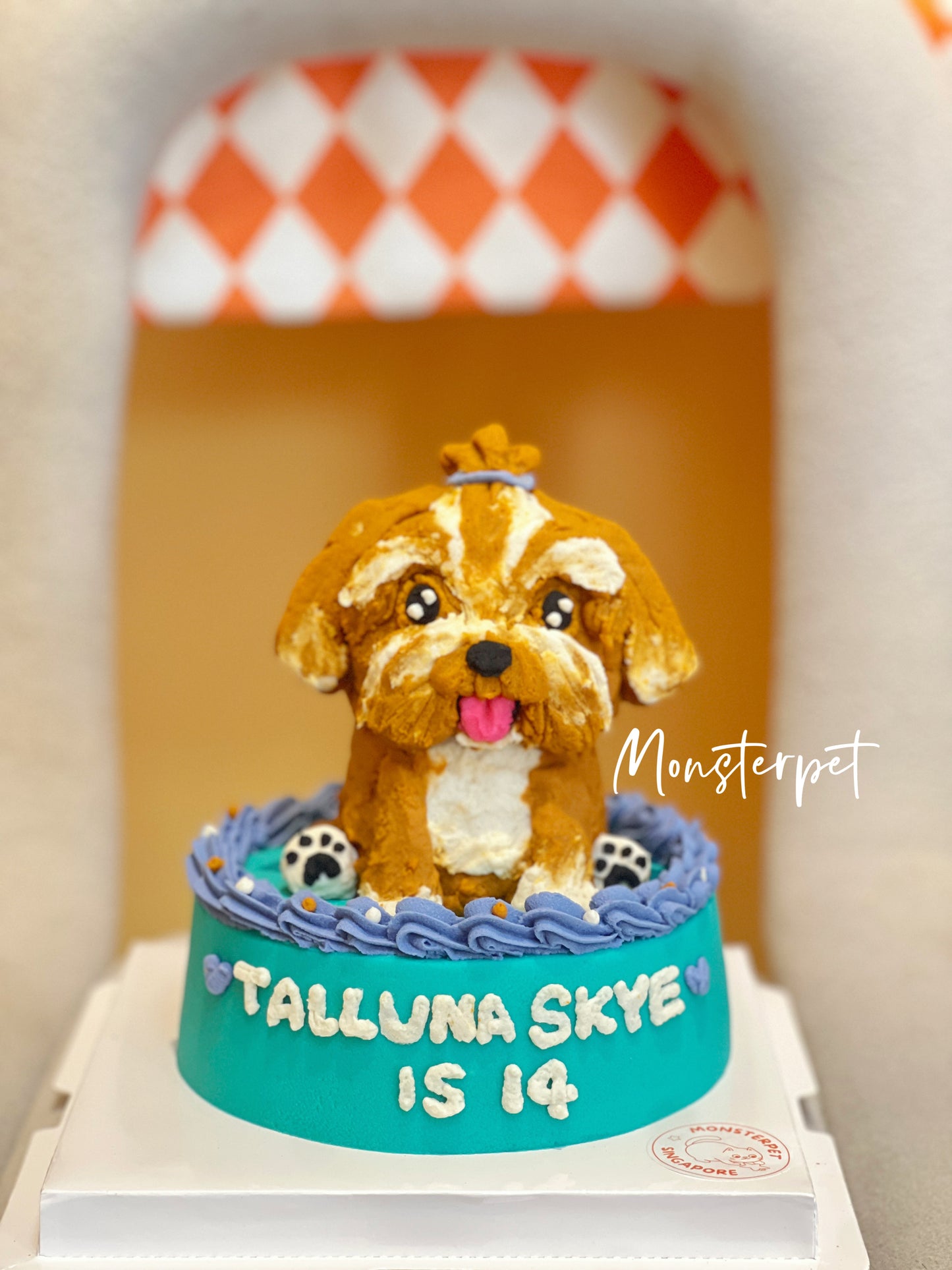 Montserpet Full Body Stander Sculpted Pet Cake