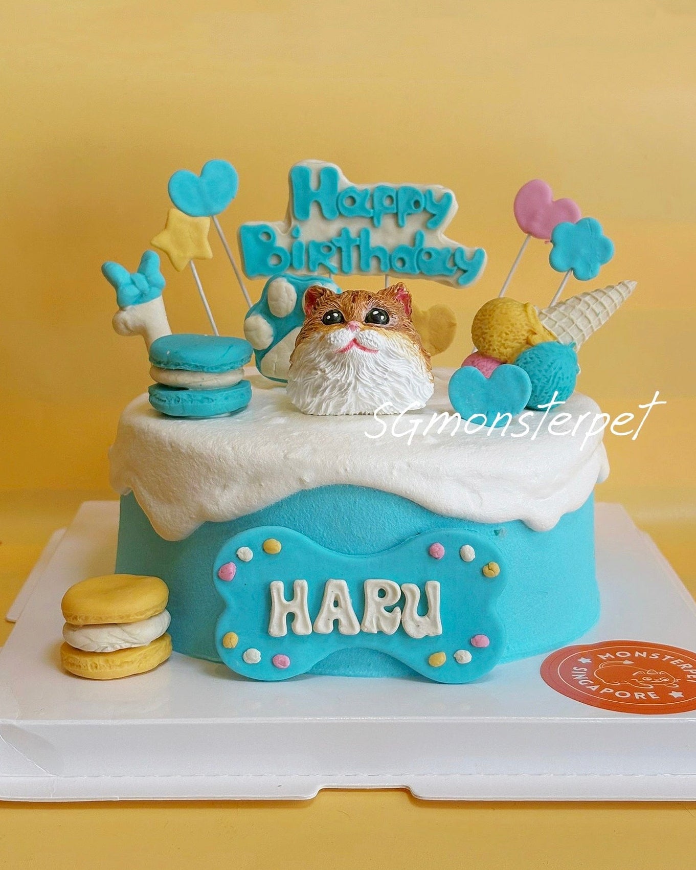 Birthday pet cake with edible deco cookies